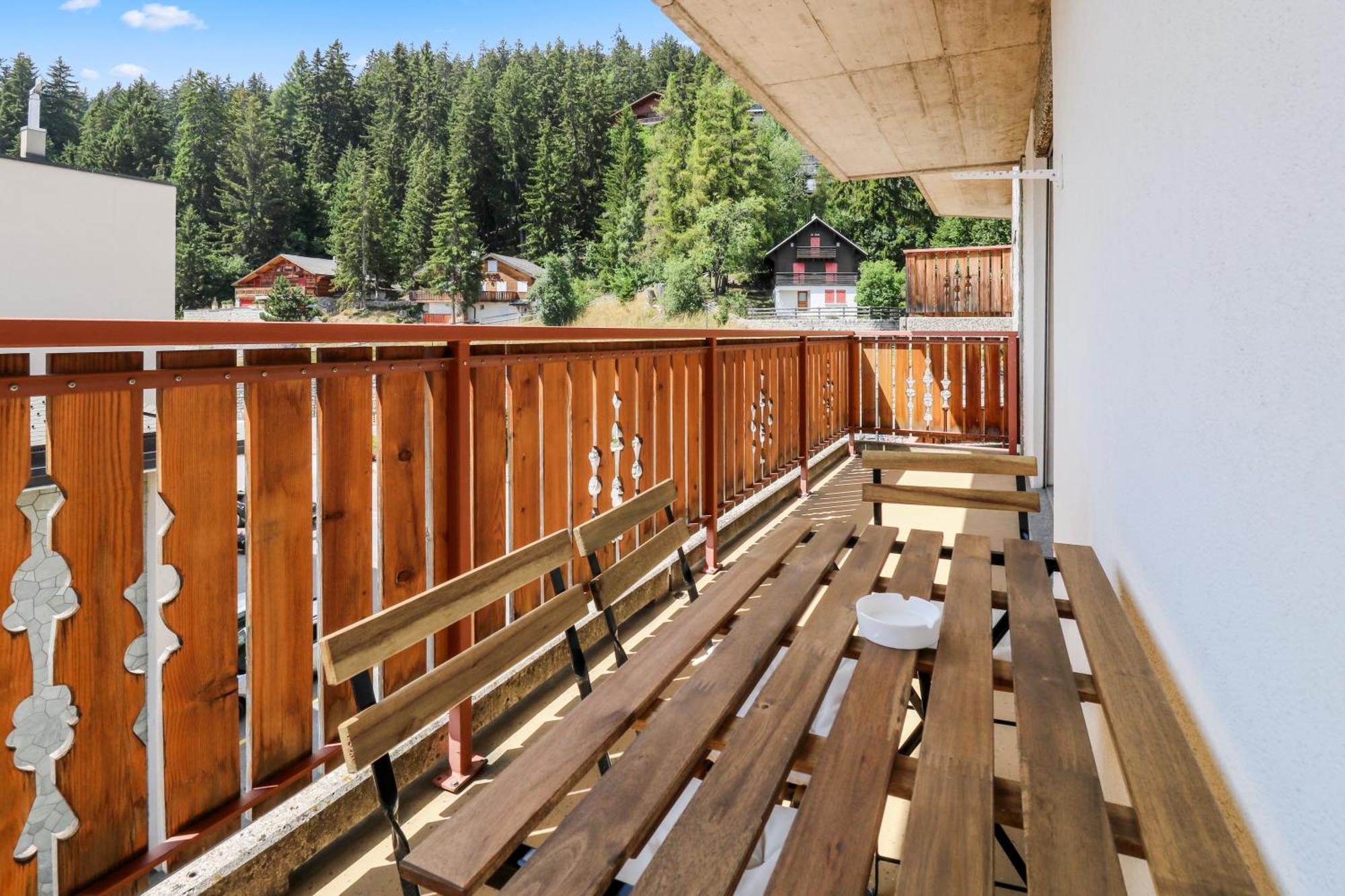 Logement Chaleureux Au Coeur De La Station Crans-Montana Ngoại thất bức ảnh